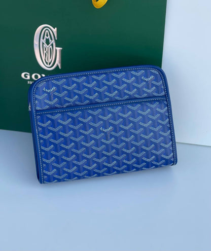 GOYARD
*Clutch bag* 
*Master quality* 

400 dhs🪙🌨️

Zain179
♥️♥️♥️