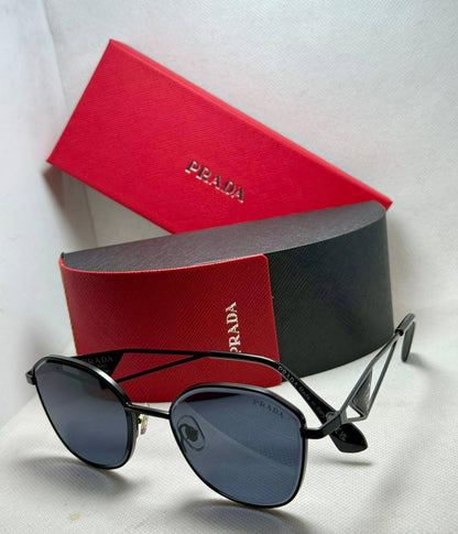 Prada
60 dhs🪙🌨️

Zain29
♥️♥️♥️