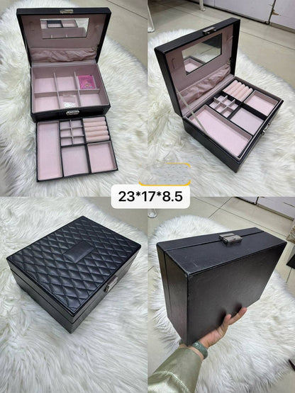 🎉 Big Offer🎊
💍⌚️ Jewelry / Watch box
High quality +🎁
size : 10 ~ 32 * 8 cm
Small 35 dhs💓
Big 45 dhs💓

Zain115
♥️♥️♥️