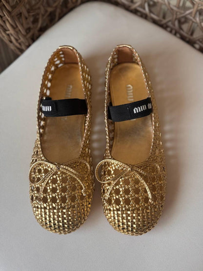 MIU MIU 🤍
🤩Available new 😍😍
Size: 36 to 41
Super master quality
450 dhs✅

Zain198
♥️♥️♥️