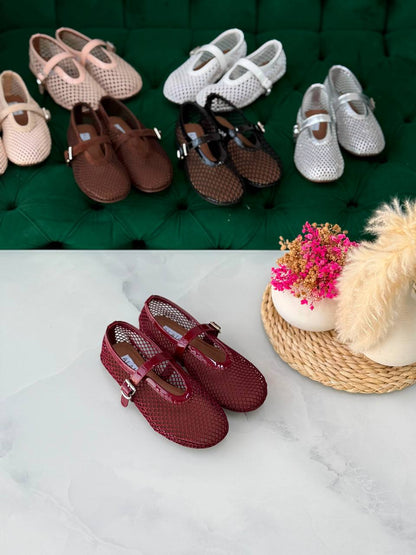 Alaia
Vip quality 
Size:36 to 41
450 dhs🇦🇪🇦🇪

Zain113
♥️♥️♥️