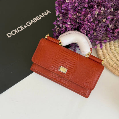 D&G
Master🌺
270 dhs✅

Zain134
♥️♥️♥️