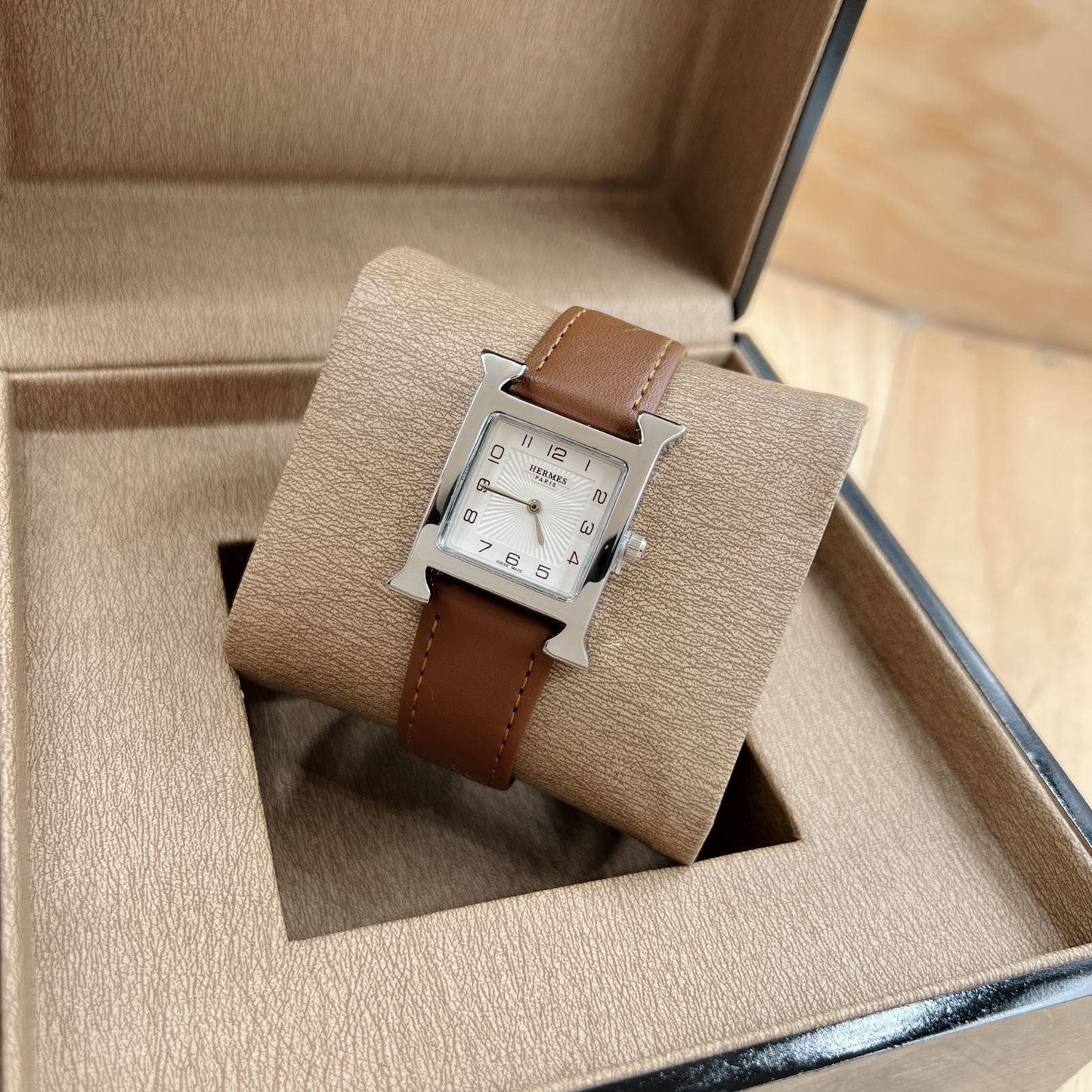 Leather belt ladies 
55 dhs🇦🇪🇦🇪

Zain45
♥️♥️♥️