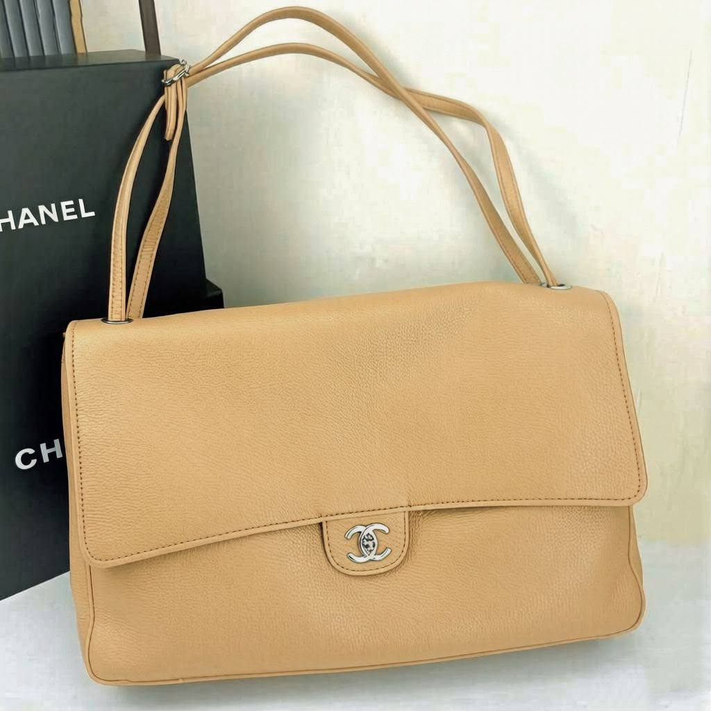 CHANEL
 COPY ONE 
38cm 
220 dhs🇦🇪🇦🇪

Zain295
♥️♥️♥️