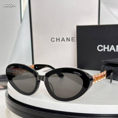 *NEW COLLECTION*

*SUNGLASSES WOMEN*

*MASTER QUALITY*

260 dhs🪙🌨️

Zain202
♥️♥️♥️