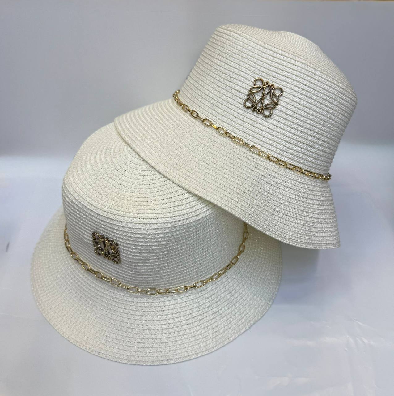 Hat & Beach Cap
60 dhs✅

Zain93
♥️♥️♥️