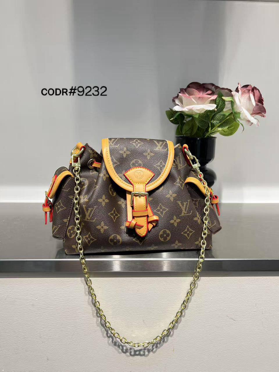 LV
ᴏᴅʏssᴇ́ᴇ ᴍᴏɴᴏɢʀᴀᴍ
ᴄʀᴏssʙᴀɢ ᴇ/ ʟᴏɴɢ sᴛʀᴀᴘ
sɪᴢᴇ : 29 cm

75 dhs🪙💕

Zain31
♥️♥️♥️