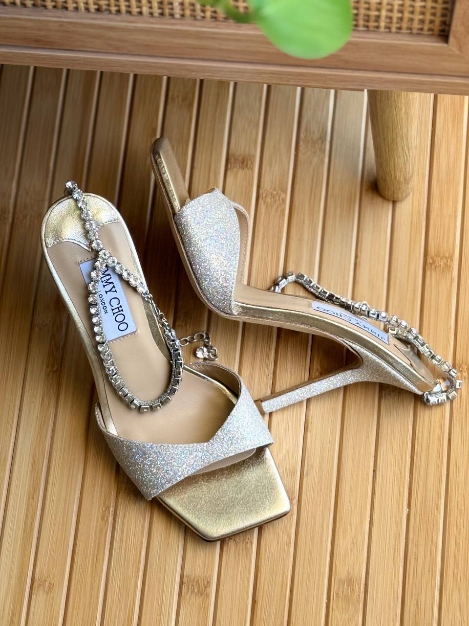 𝙅𝙄𝙈𝙈𝙔 𝘾𝙃𝙊𝙊
Super Master
 𝗦𝗶𝘇𝗲 𝟯𝟲 𝘁𝗼 𝟰𝟭 
550 dhs🪙💚

Zain178
♥️♥️♥️