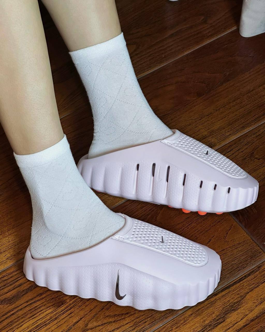 Nike Mind 001 SlidePearl Pink ，
Size 36-47 ，
240 dhs✅

Zain18
♥️♥️♥️