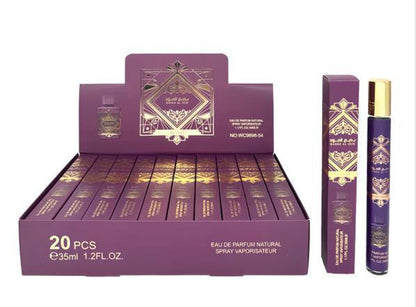 Perfume box

20 pc inside

80 dhs 

full box🎁🎁🎁

Zain254
♥️♥️♥️