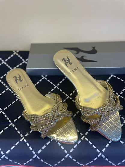 Gina flats 
new arrive 
Size 36-41 available
120 dhs🪙💕

Zain88
♥️♥️♥️