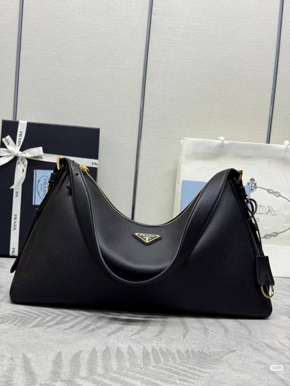 Prada
Master💓💓
280 dhs✅

Zain10
♥️♥️♥️