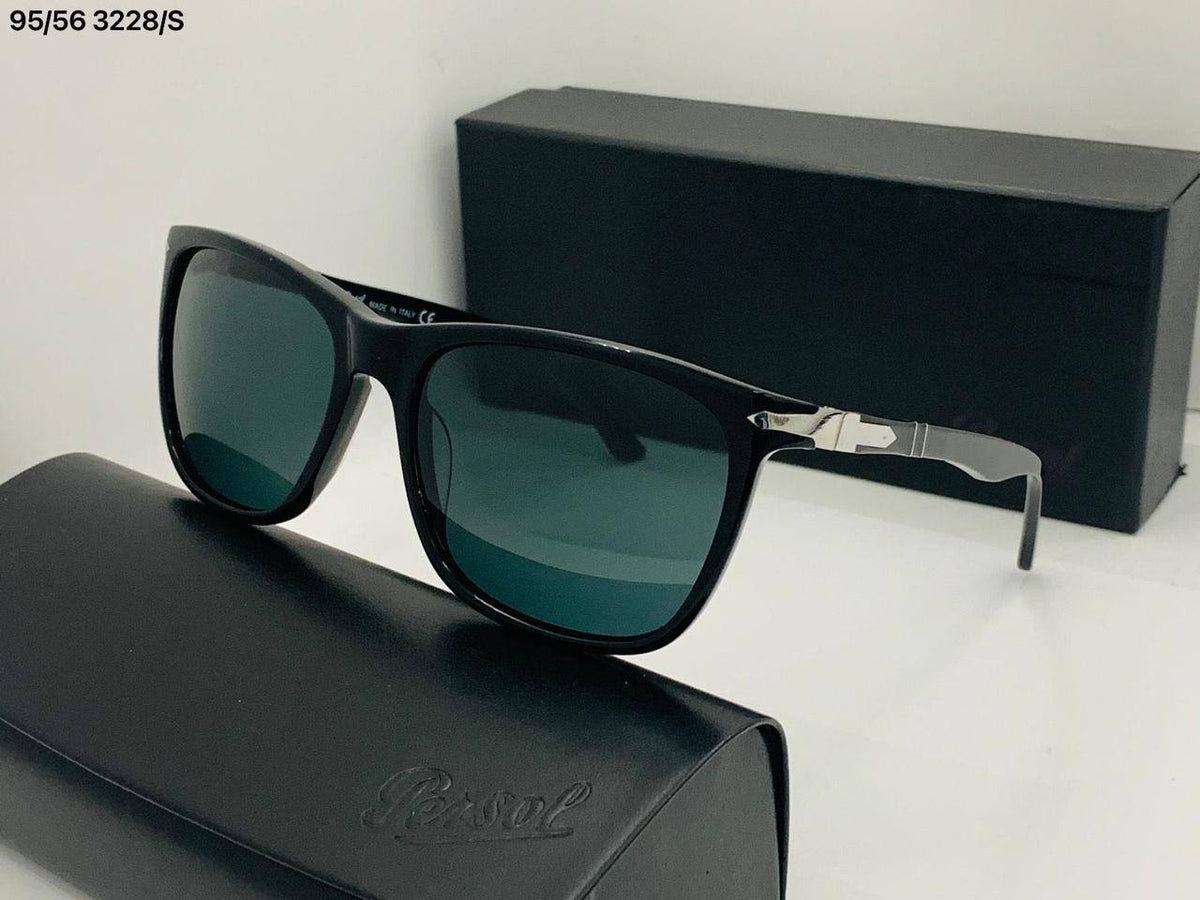 SUNGLASSES 

MASTER ✨💫
65 dhs🇦🇪🇦🇪🇦🇪

WITH BOX
🎁

Zain89
♥️♥️♥️