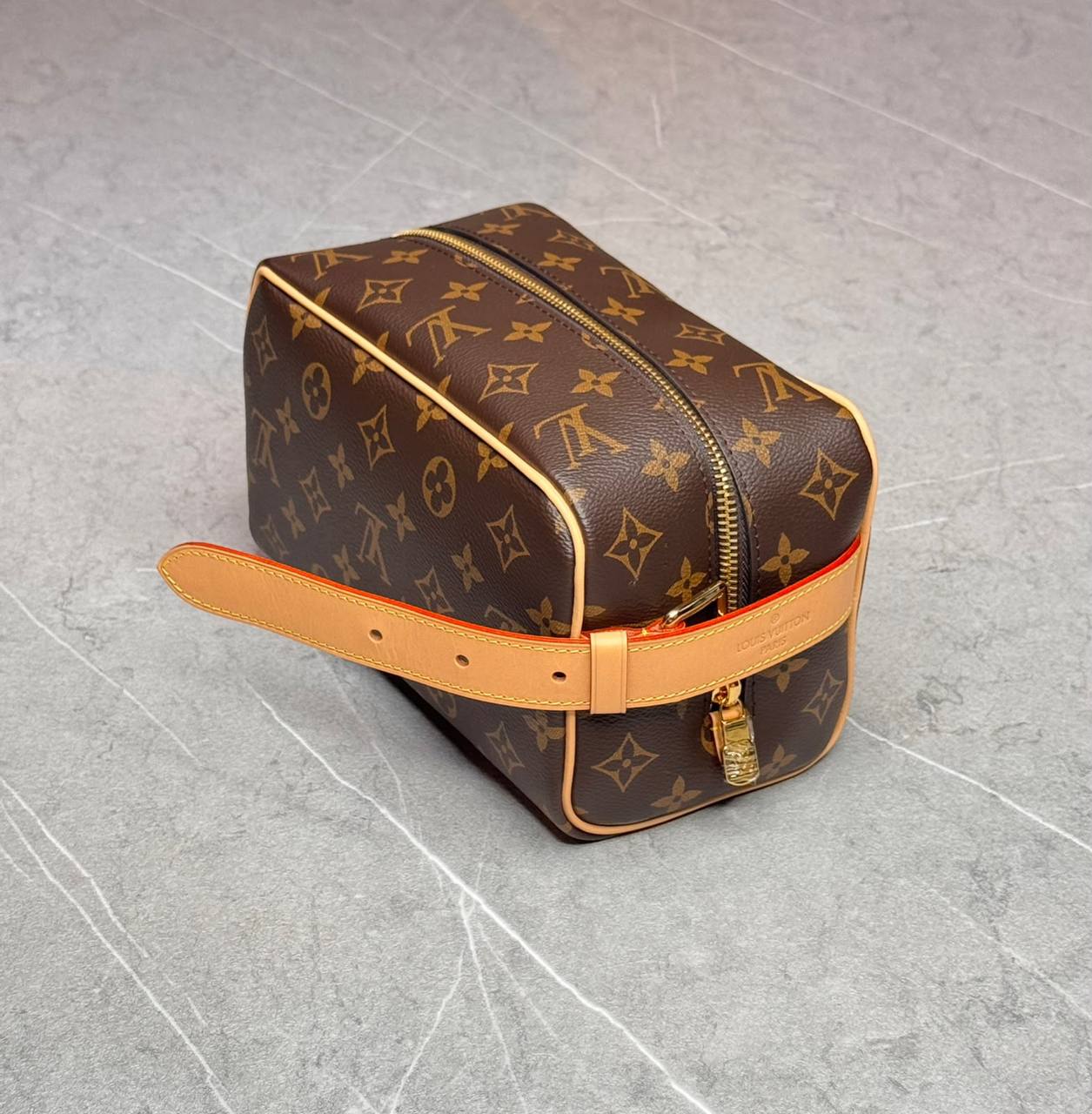 🌿💗*Louis Vuitton*😍🍃
    
           🍂 🤍 🩷🍂
For Price 👇 WhatsApp✅
0568585901 
0507557372
0552275751 Owner Zain 👌

Zain246
♥️♥️♥️