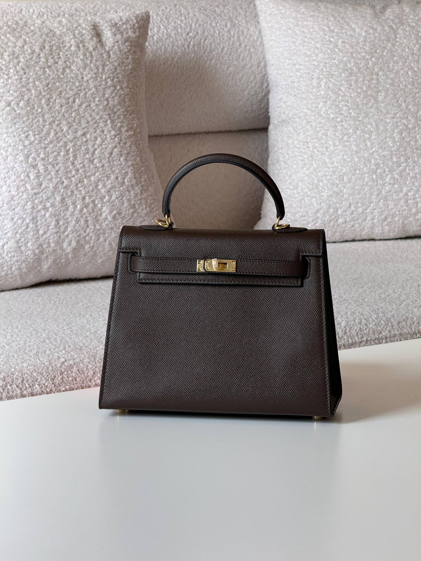 Hermes kelly 25cm💕master quality😍

with box❤️
🎁🎁🎁

380 dhs🪙🌨️

Zain52
♥️♥️♥️