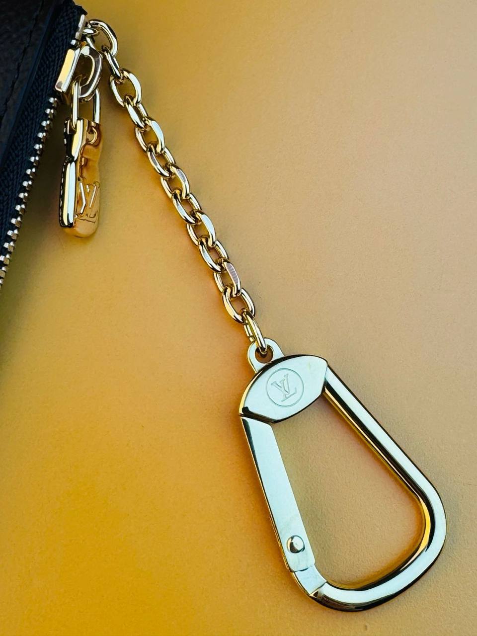 LV
💜*Super Master*💜
230 dhs✅

Zain275
♥️♥️♥️