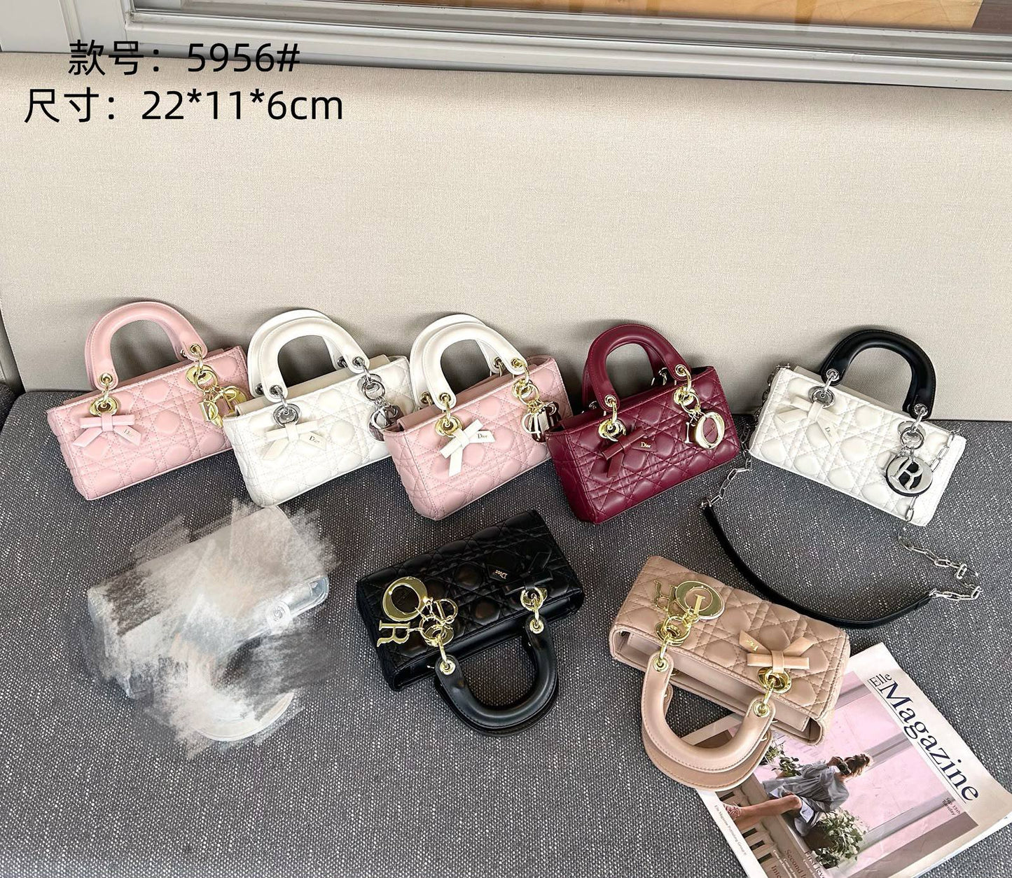 Dior
nice quality
130 dhs✅
withbox

Zain143
♥️♥️♥️