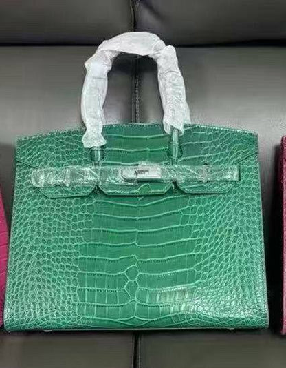 Hermes
25cm 100 dhs🇦🇪 
30cm 115 dhs🇦🇪

Zain143
♥️♥️♥️
