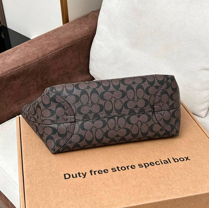 COACH 
GOOD QUALITY 
WITH BOX 
120 dhs🇦🇪🇦🇪

Zain295
♥️♥️♥️