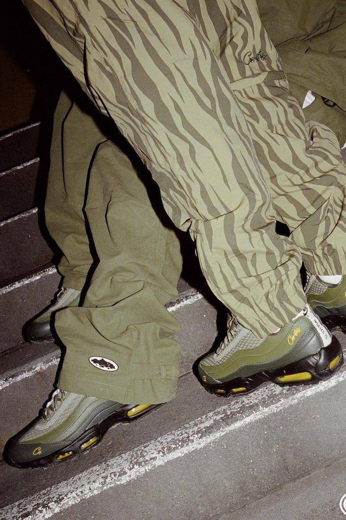 Corteiz x Nike Air Max 95 SP 'RULES THE WORLD' “gutta green”💚
40-45 AVAILABLE 🤩
230 dhs✅

Zain242
♥️♥️♥️