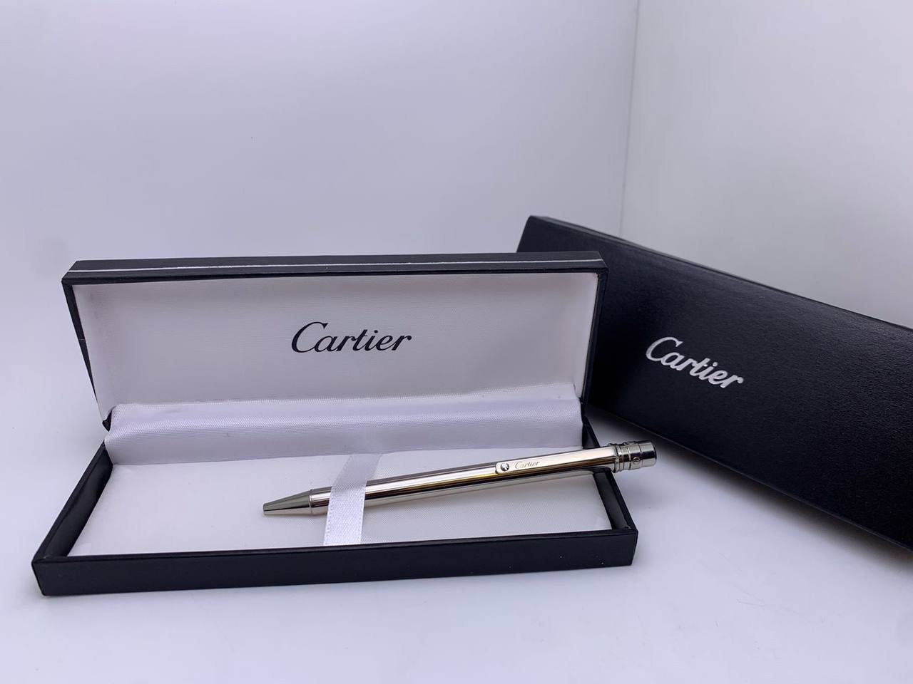 Pen
Cartier
55 dhs✅

Zain126
♥️♥️♥️