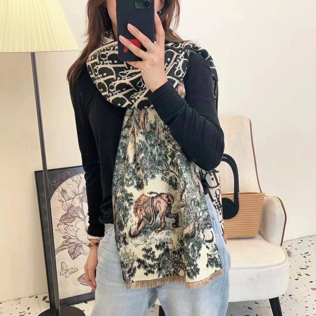 🎉 Offer 🎊 Brand Shawl / Scarf 
Good quality
Size:  180 * 68 cm
40 dhs🪙🌨️
Limit Stock ⛔️⛔️

Zain115
♥️♥️♥️♥️