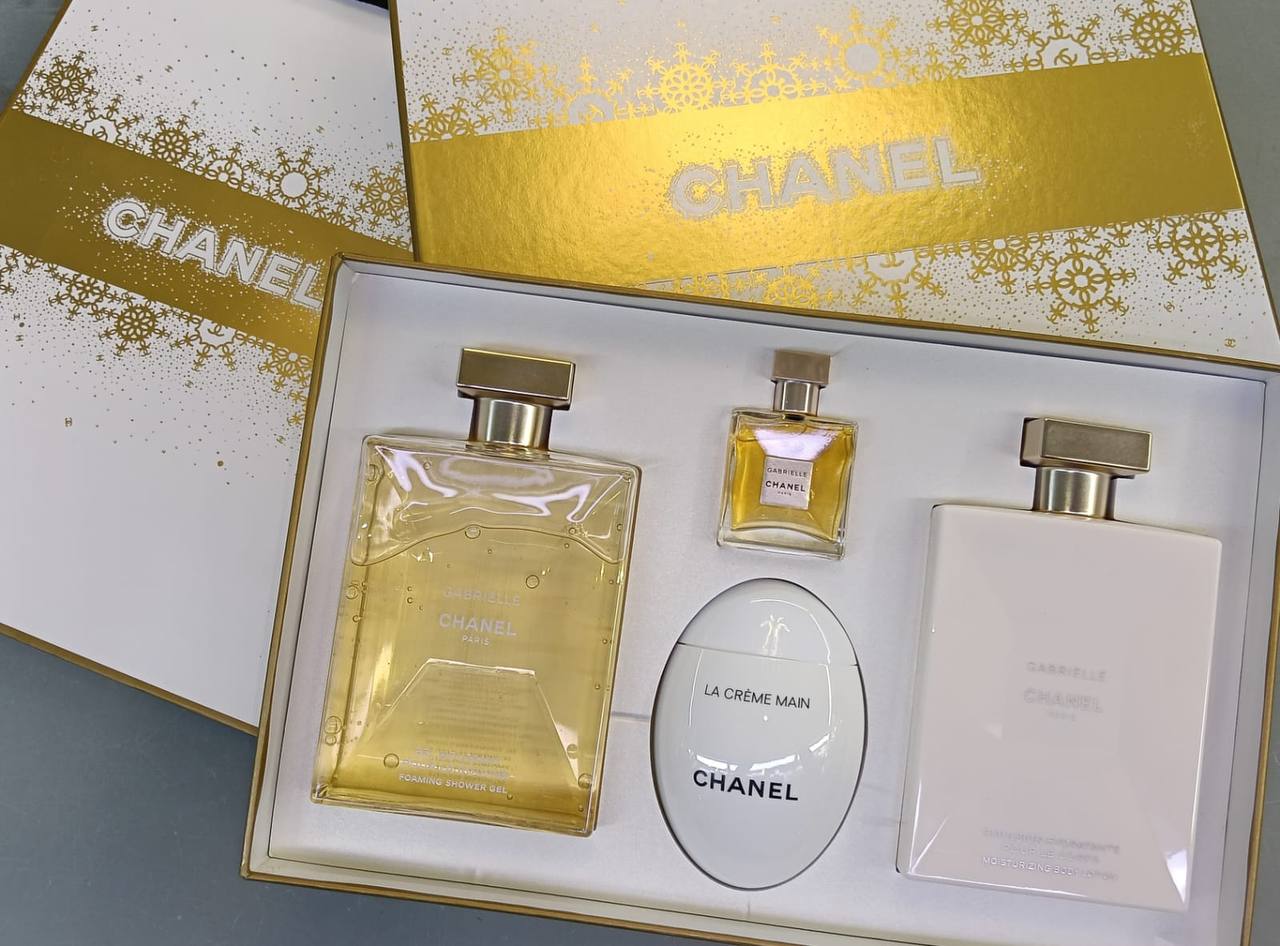 CHANEL 4in1 SET
95 dhs✅

Zain01
♥️♥️♥️