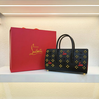 Christian Louboutin 
good quality
120 dhs✅

Zain200
❣️❣️❣️