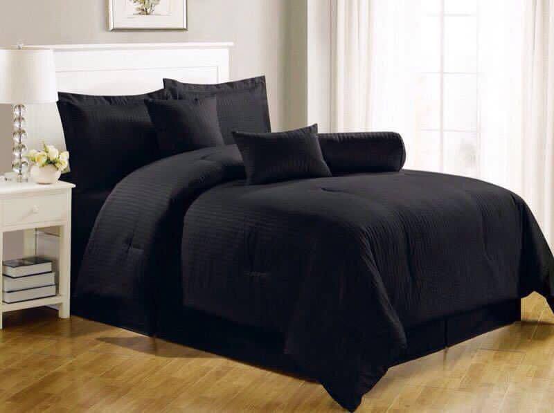 Hotel set
King size comfort set 6 pcs
120 dhs🪙💕

Zain99
♥️♥️♥️