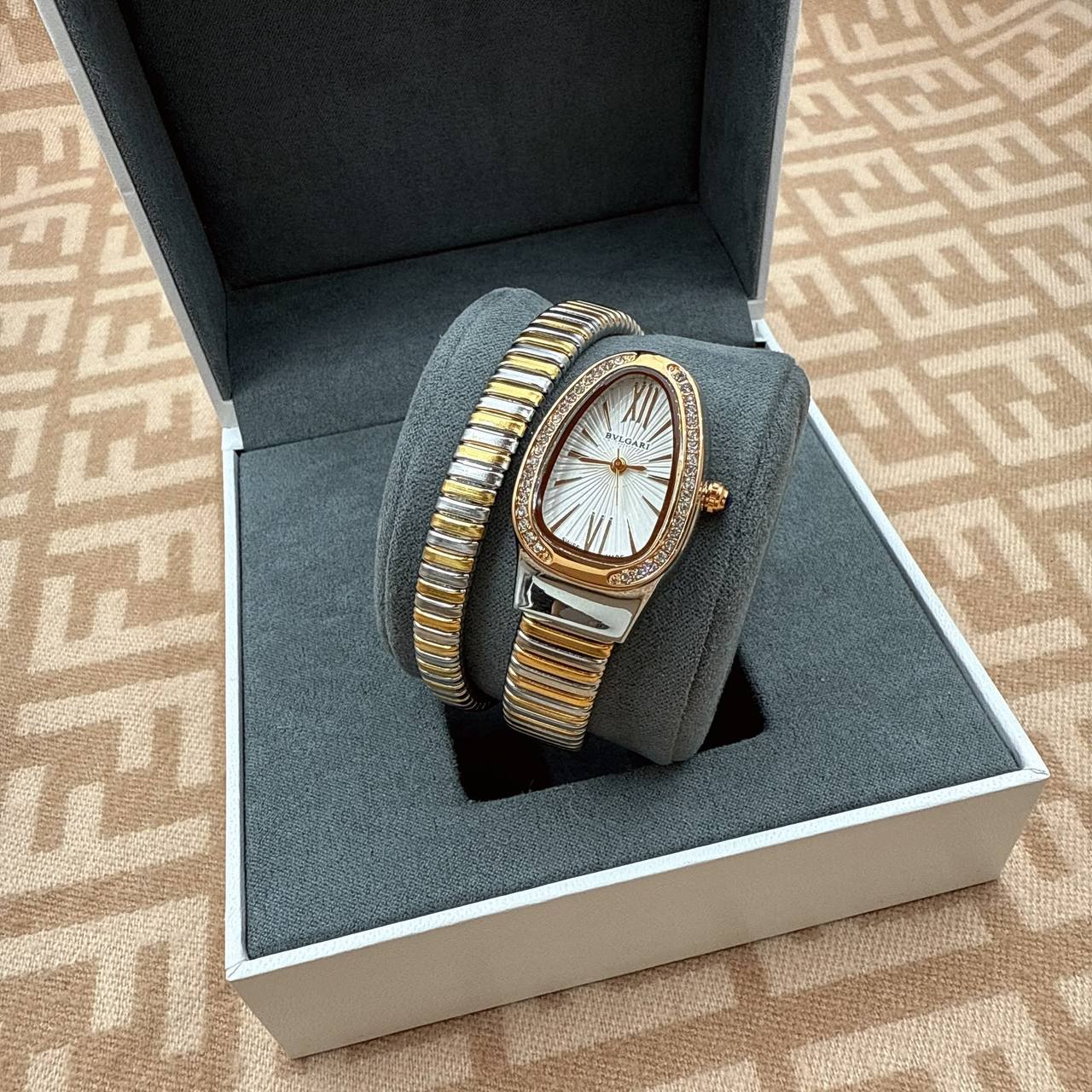 Bvlgari
90 dhs🇦🇪🇦🇪

Zain45
♥️♥️♥️