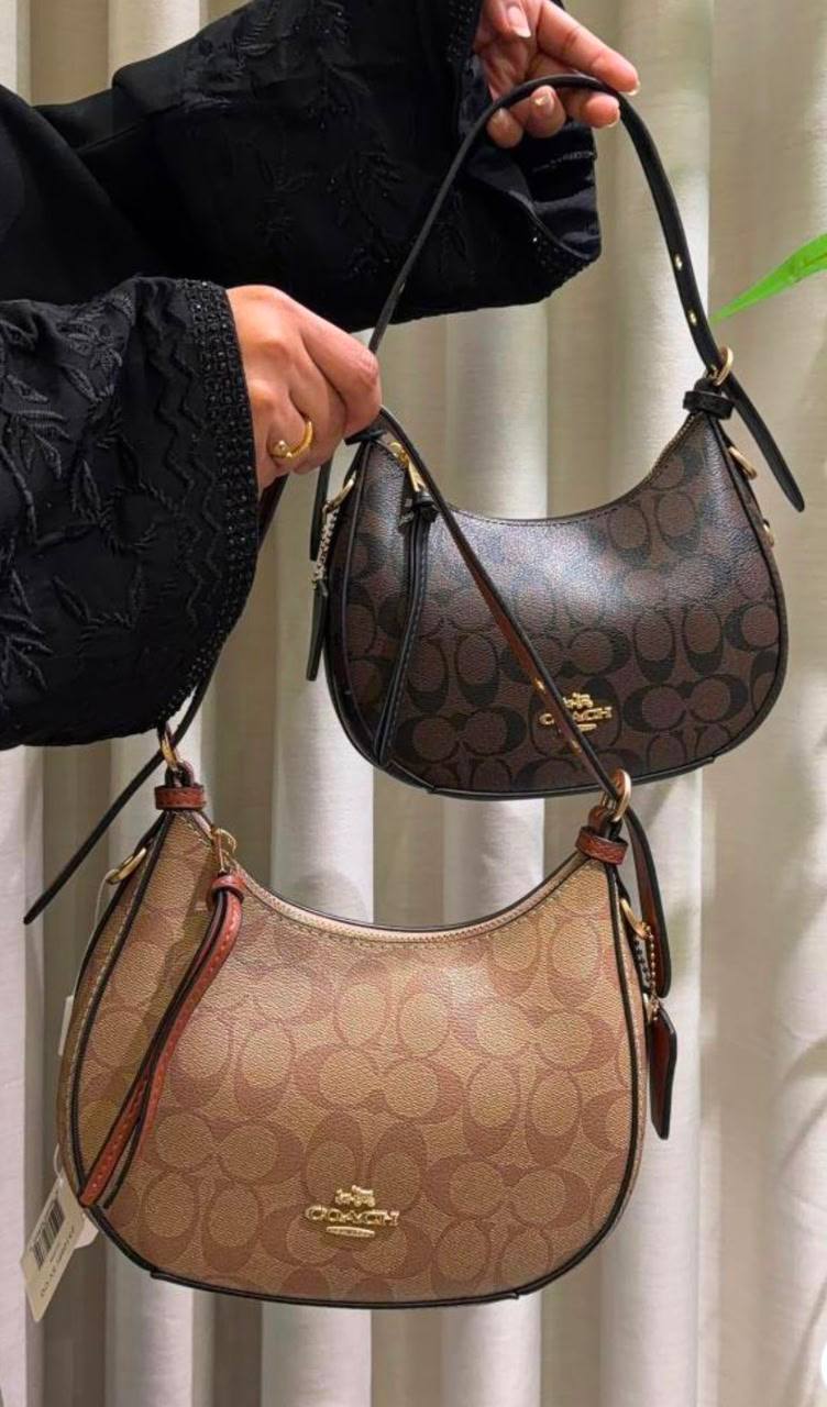 Coach
95 dhs✅
Good quality

Zain35
♥️♥️♥️
