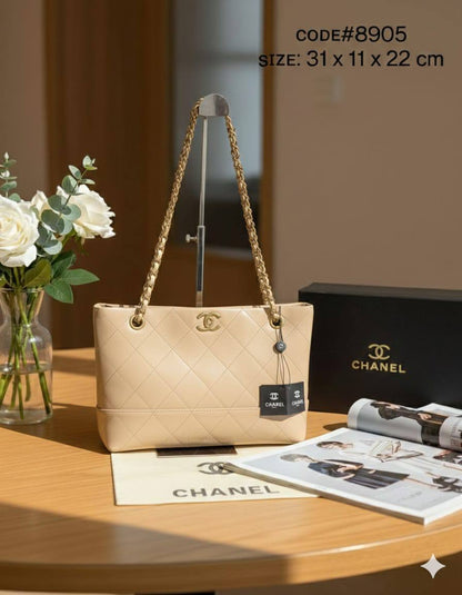 CHANEL ʜᴏʙᴏ ᴛᴏᴛᴇʙᴀɢ
sʜᴏᴜʟᴅᴇʀ ʙᴀɢ
ɢʀᴀɪɴᴇᴅ ᴄᴀʟғsᴋɪɴ
ɢʟᴏssʏ ʟᴇᴀᴛʜᴇʀ
ɢᴏʟᴅ ᴄʜᴀɪɴ ʙᴇʟᴛ
ɢᴏʟᴅ ʜᴀʀᴅᴡᴀʀᴇ
sɪᴢᴇ : 31 cm
ᴡɪᴛʜ BOX
🎁🎁🎁

80 dhs❣️

Zain31
♥️♥️♥️