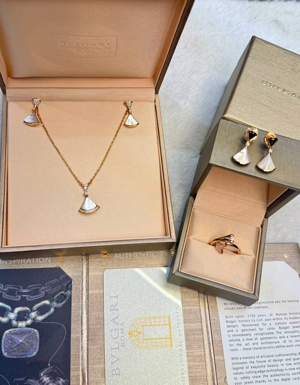 Bvlgari Set
Master +++
For Price 👇 WhatsApp✅
0568585901 
0507557372
0552275751 Owner Zain 👌

Zain209
♥️♥️♥️
