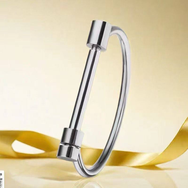 New arrival Stainless steel bangle Non tarnish 
30 dhs✅

Zain243
♥️♥️♥️