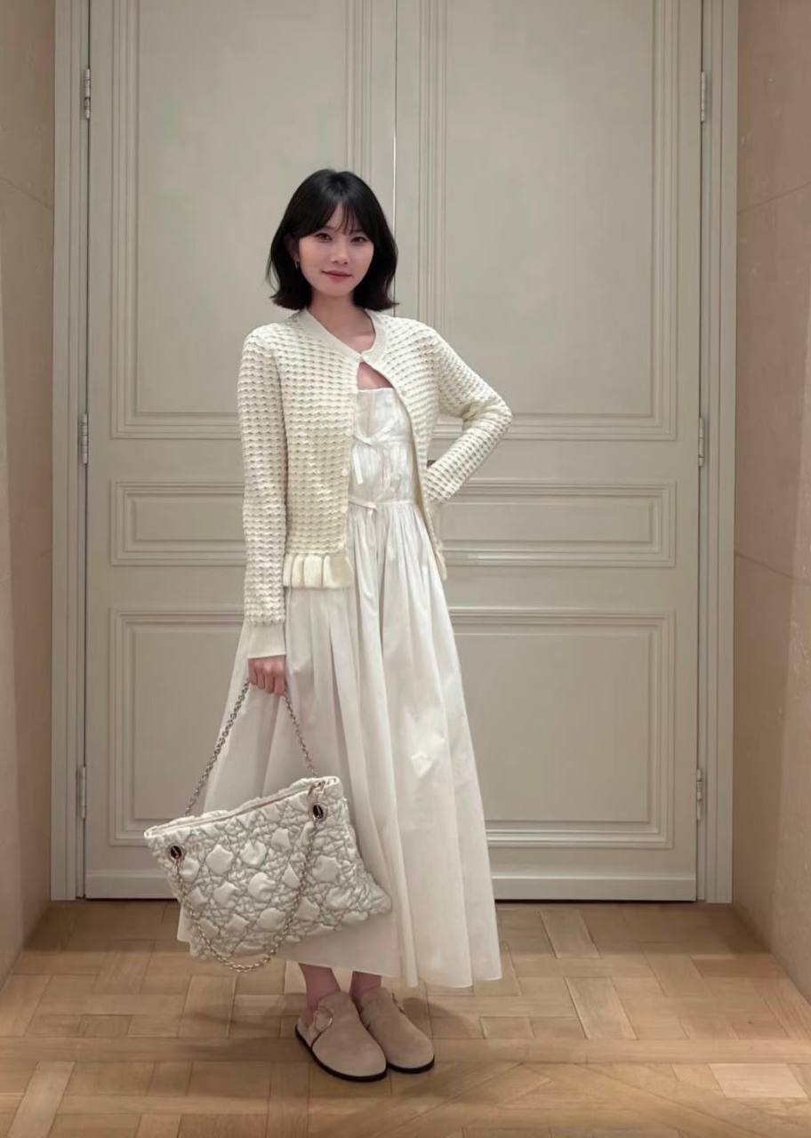 DIOR 

NEW DESIGN  

GOOD QUALITY 

110 DHS🇦🇪🇦🇪🇦🇪

Zain295
♥️♥️♥️