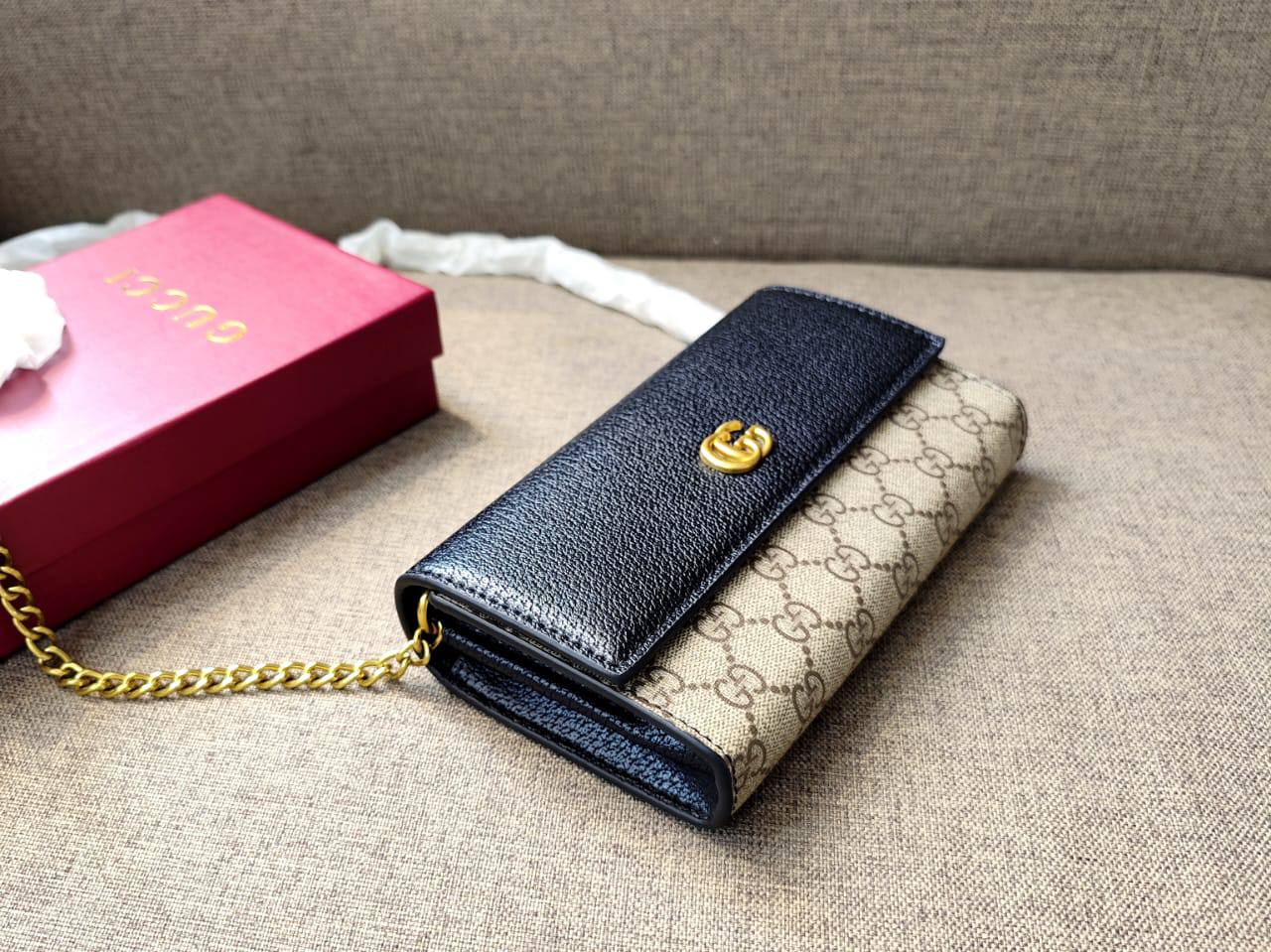 New
85 dhs✅
high quality 

With box
🎁🎁🎁

Zain26
♥️♥️♥️