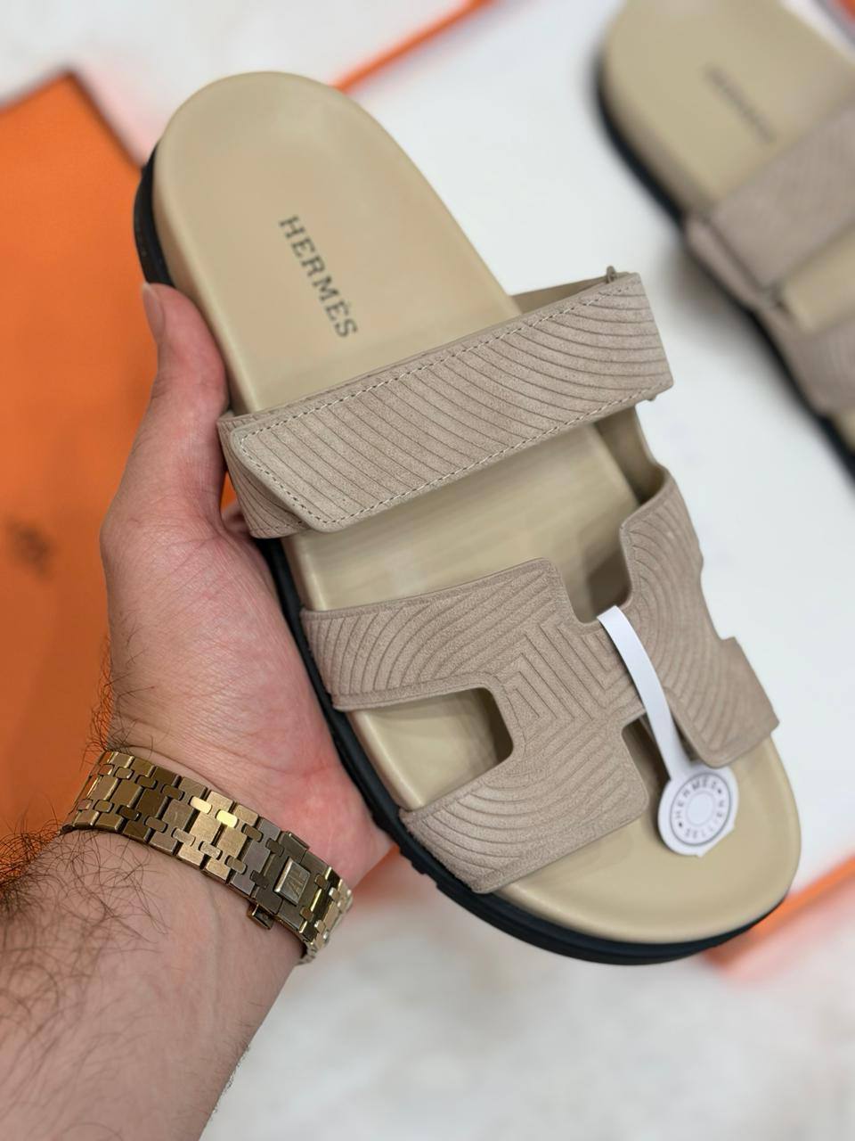 😍 HERMEES 😍

💎 _*VIP QUALITY +A*_ 💎
Size 37 To 41

490 dhs✅

Zain292
♥️♥️♥️