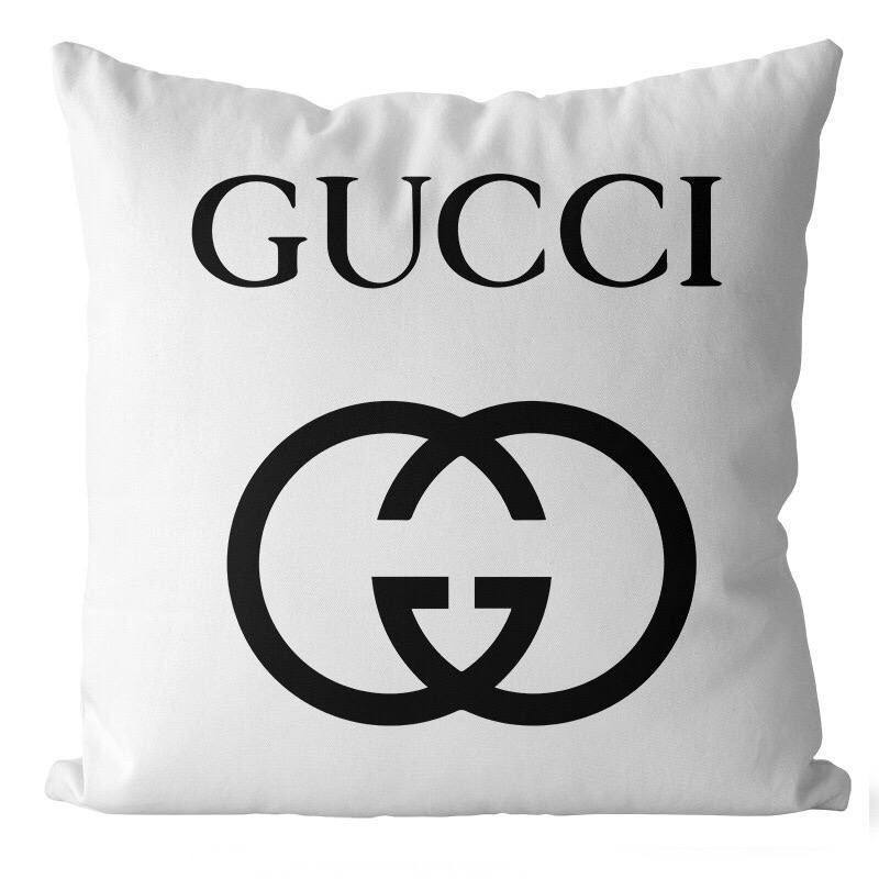 Brand 
High quality 
Pillow cover 
Velvet 100%
Size 50*50
50 dhs🪙🌨️

Zain99
♥️♥️♥️