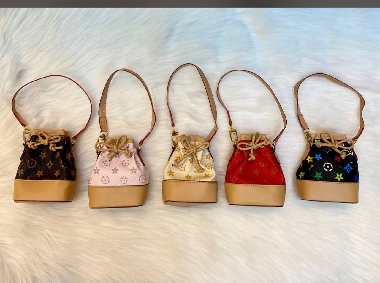 Bag charms

45 dhs 

Zain107
♥️♥️♥️