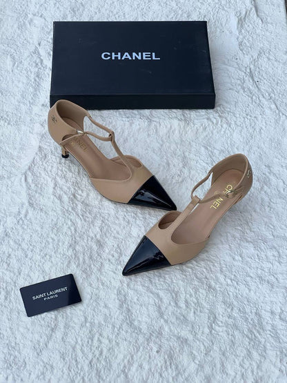Chanel
𝐇𝐢𝐠𝐡 𝐪𝐮𝐚𝐥𝐢𝐭𝐲💯 
𝐒𝐢𝐳𝐞 𝟑𝟔-𝟑𝟕-𝟑𝟖-𝟑𝟗-𝟒𝟎-𝟒𝟏 
110 dhs✅

Zain86
♥️♥️♥️