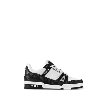 170LV
High Quality
170 dhs✅
Size 39 to 45 

Zain183
♥️♥️♥️