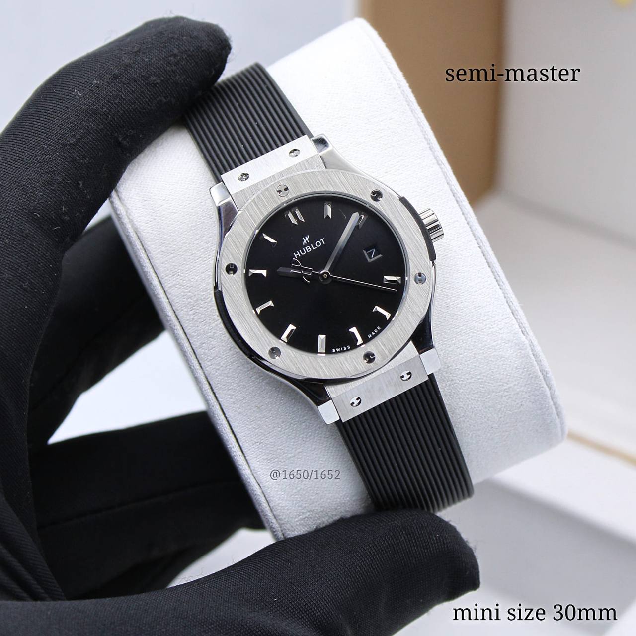 HUBLOT LADY GOOD QUALITY
310 dhs🇦🇪🇦🇪

Zain304
♥️♥️♥️