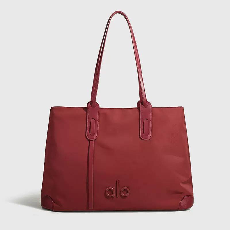 Alo
80 dhs🇦🇪🇦🇪
size 46×16×32cm

Zain42
♥️♥️♥️