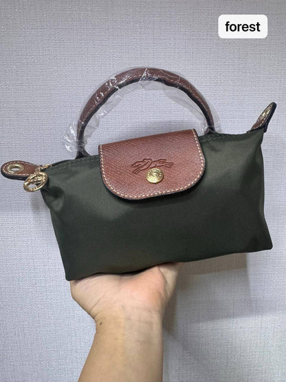 LONG CHAMP
45 dhs🪙🌨️
Good Quality

Zain90
♥️♥️♥️