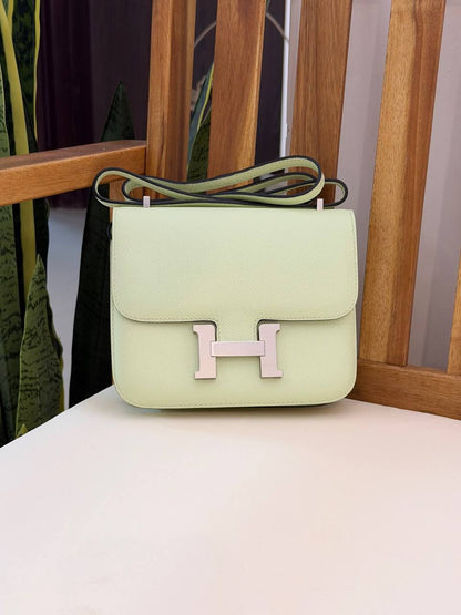 HERMES 
Super Master Quality ⚡️
With Mirror🪞
Original Packing 🎁
Size 18CM📏
For Price 👇 WhatsApp✅
0568585901 
0507557372
0552275751 Owner Zain 👌

Zain321
♥️♥️♥️