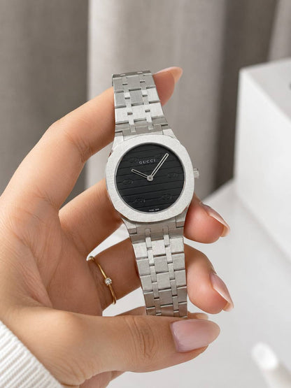 Gucci watch for ladies no  stone good quality 
230 dhs💓

Zain59
♥️♥️♥️