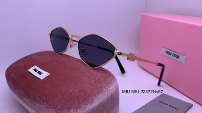 Miu Miu
70 dhs🪙🌨️

Zain126
♥️♥️♥️