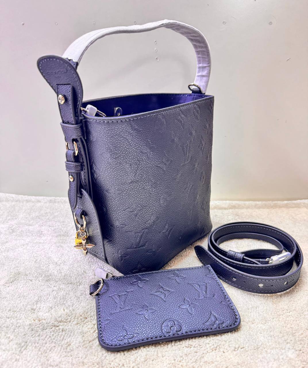 LV
Master
280 dhs✅

Zain111
♥️♥️♥️