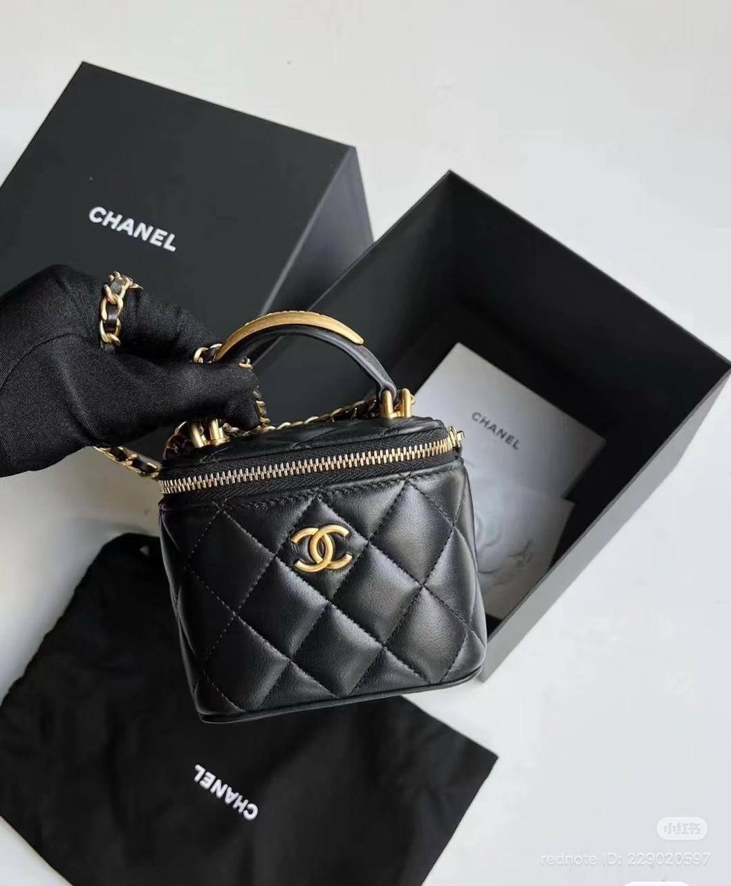 Chanel Master
For Price 👇 WTSP Text Zain 0568585901

Zain192
♥️♥️♥️