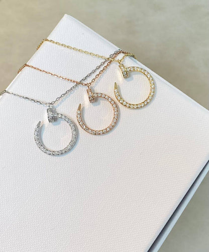 Cartier necklace 🦋
Master quality 

*50* AED normal box 📦 
*80* AED with original box 

Zain48
♥️♥️♥️